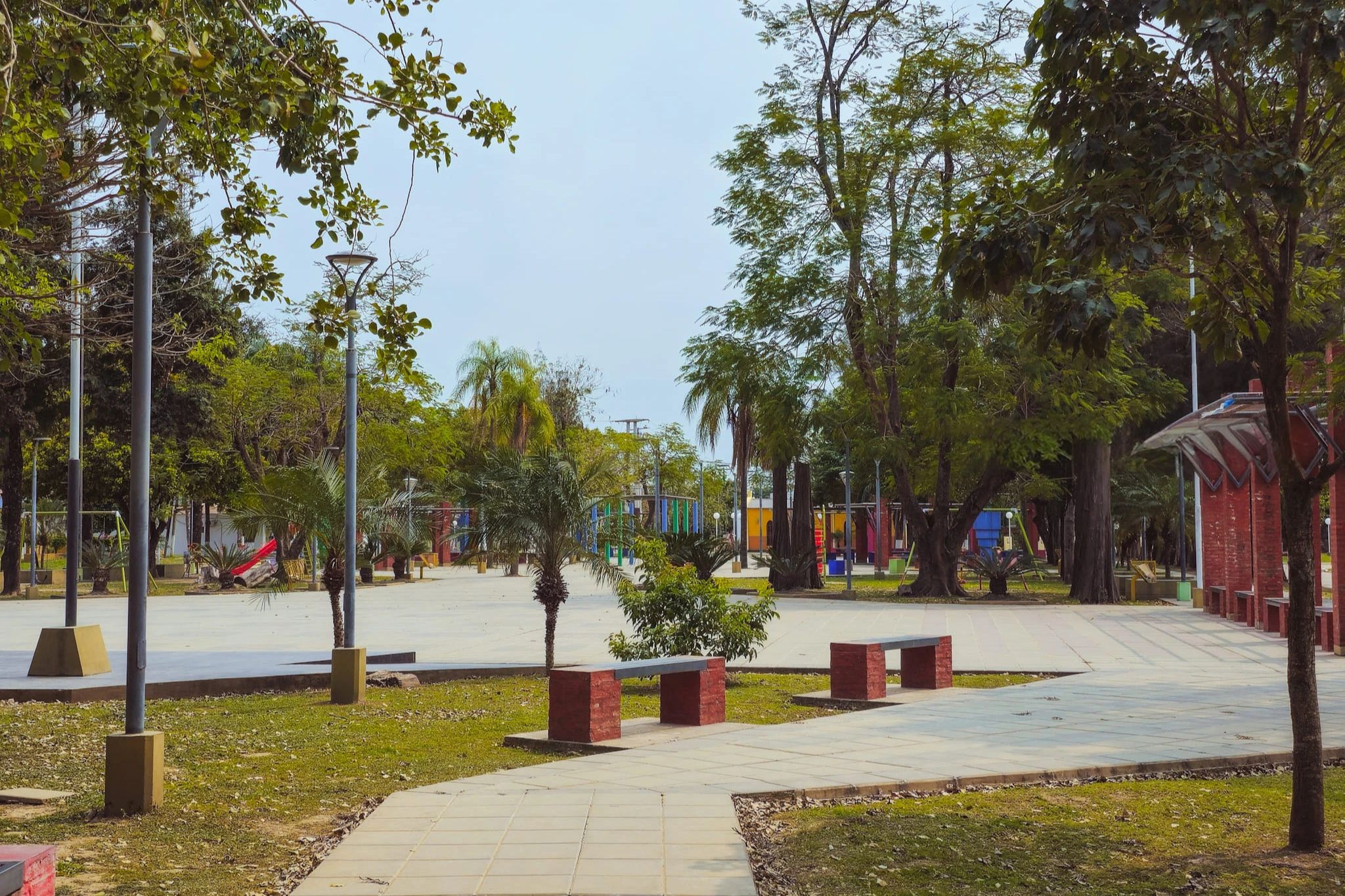 laguna-naineck