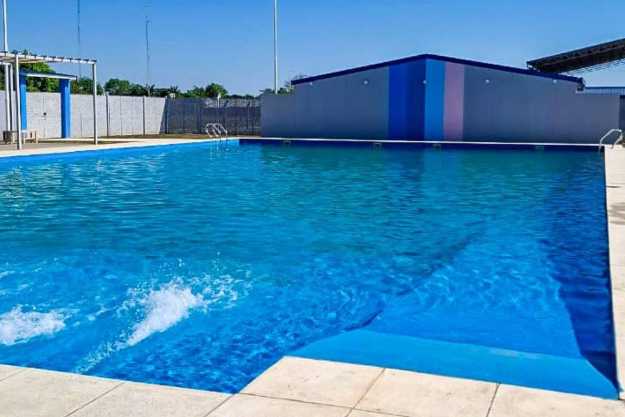 pileta-tres-laguna (5)