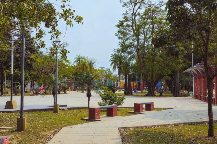 laguna-naineck